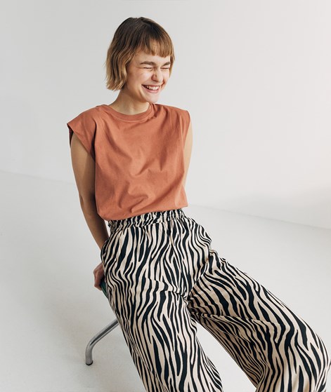 KAUF DICH GLÜCKLICH T-Shirt mit Fledermausärmeln Braun aus Bio-Baumwolle