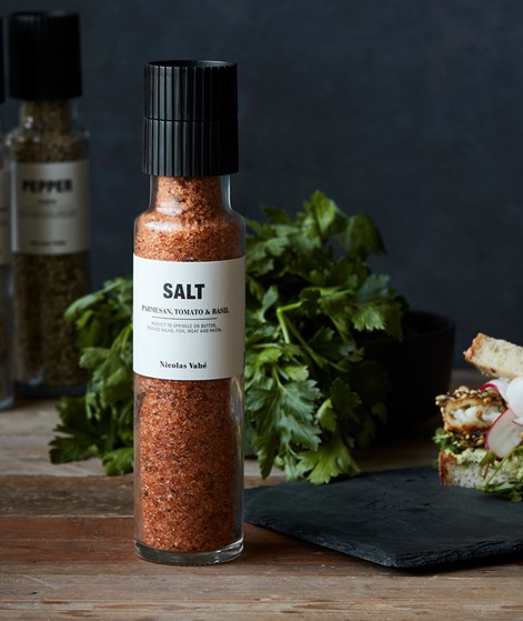 NICOLAS VAHÉ Parmesan Tomaten Basilikum Salz