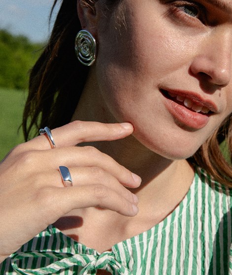 KAUF DICH GLÜCKLICH Breit Geformter Ring Silber