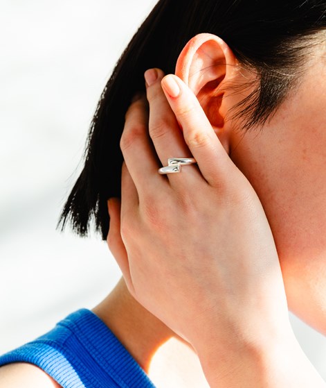 KAUF DICH GLÜCKLICH Gedrehter Ring Silber