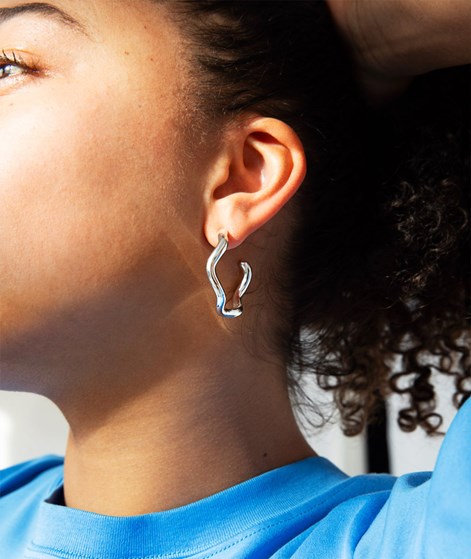 KAUF DICH GLÜCKLICH Gewellte Ohrringe Silber