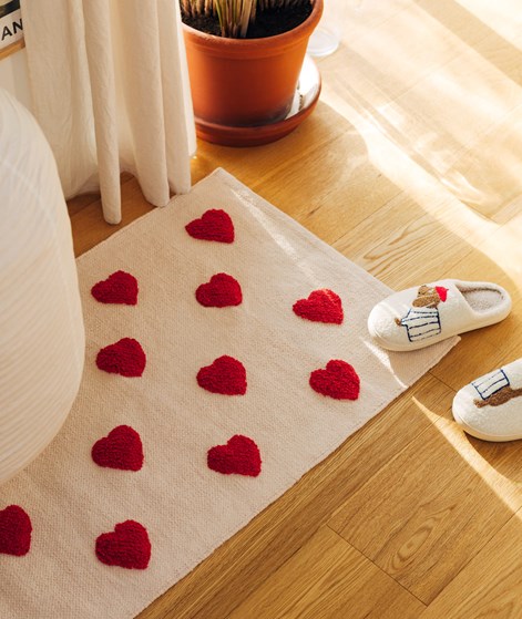 YUKU Badematte Hearts Creme Rot (55x85 cm)